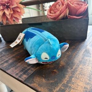 Disney Tsum Tsum Blue and White Stitch Plush zip